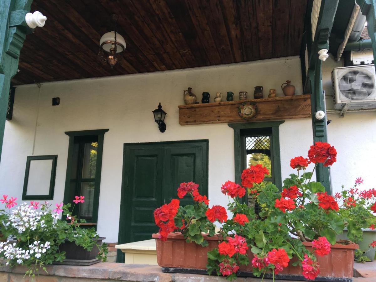 Veranda Vendégház Kismaros Exterior foto